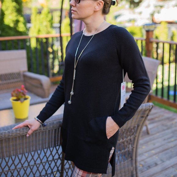 Long Sleeve Tunic Sweater - Picture 1 of 9